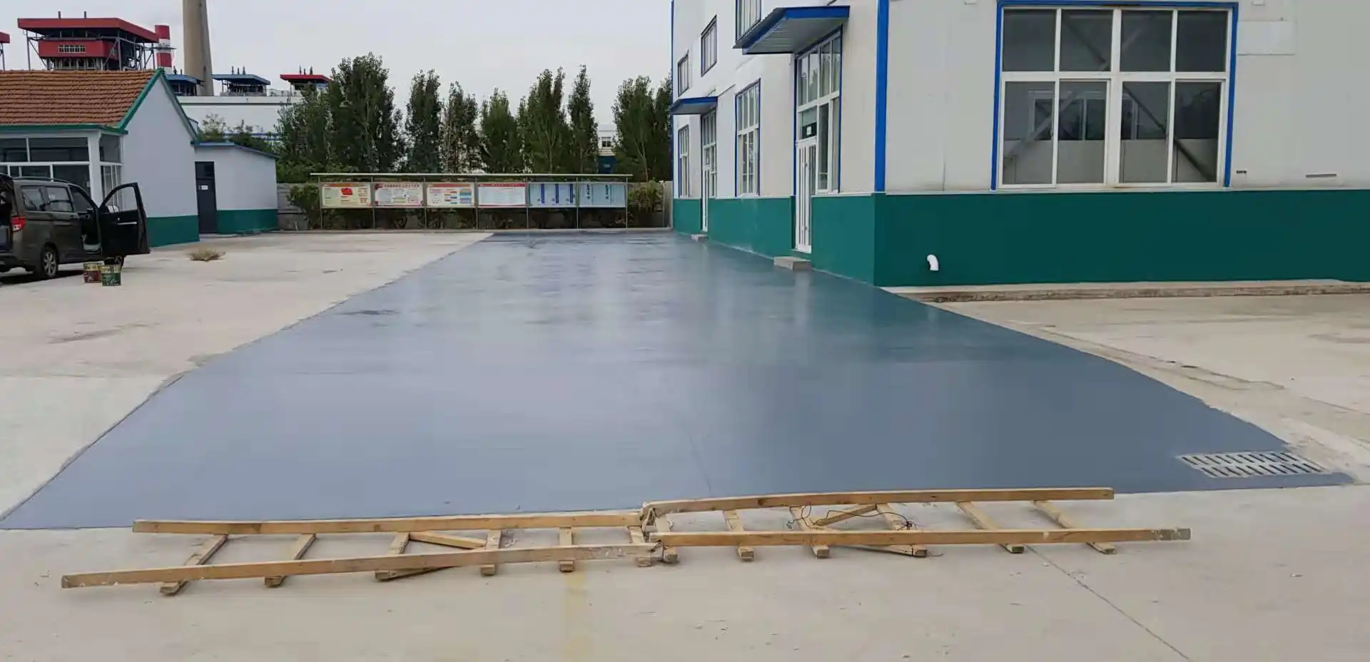 信阳车间厂房地坪漆修补翻新